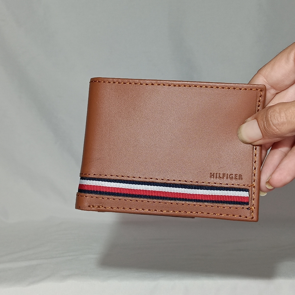Tommy Hilfiger Wallet